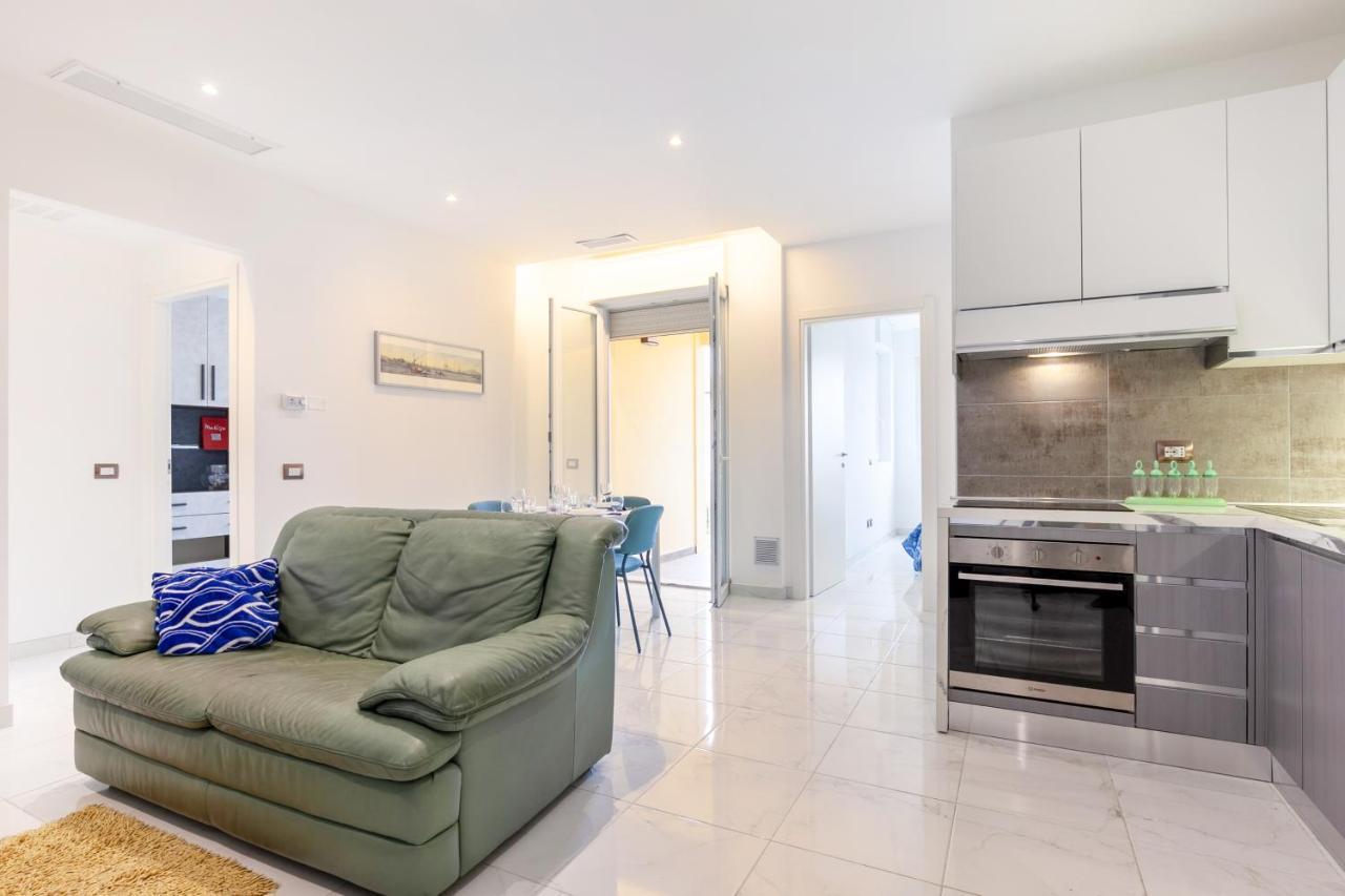 Seaside Flat With Swimming Pool And Private Parking Leilighet Calambrone Eksteriør bilde